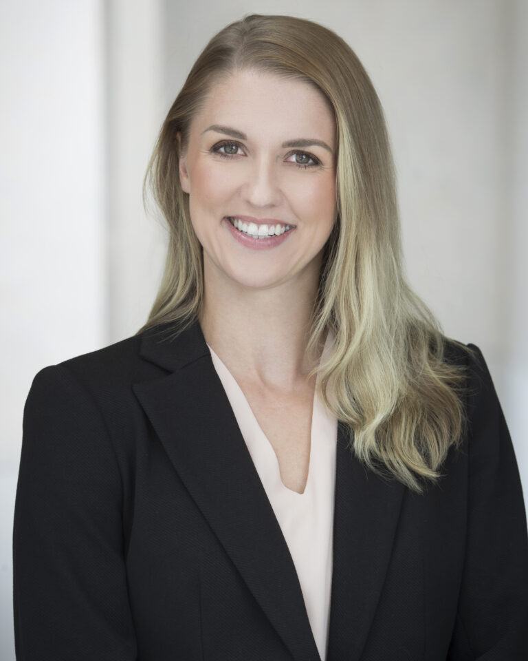 Headshot of Rachel Smith Senior Client Service Associate for NorthRock Partners